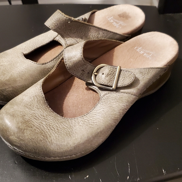 Dansko Mary Jane clogs - Picture 4 of 6